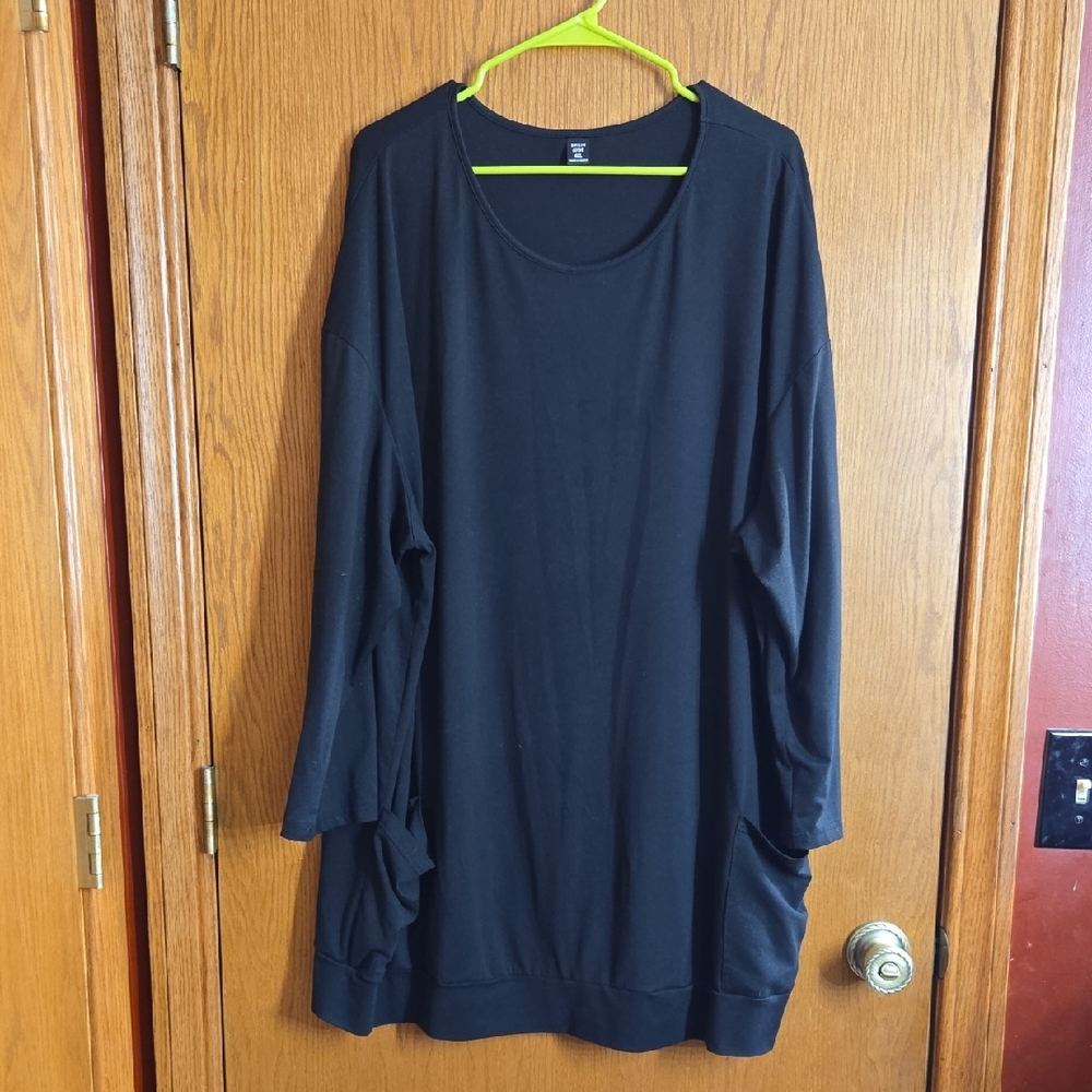 SHEIN Black Tunic Top